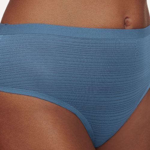Chantelle SoftStretch skin thong