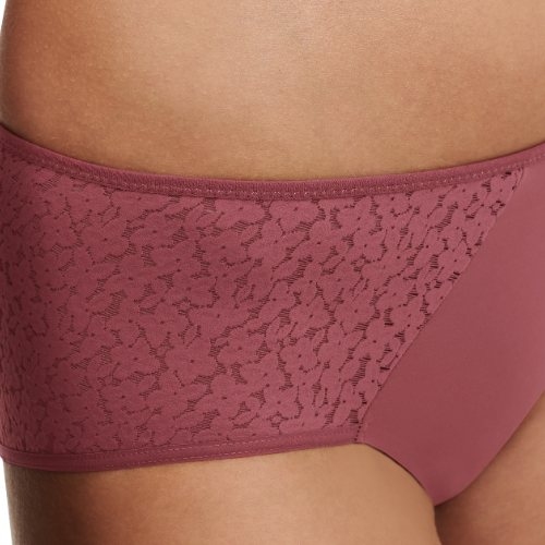 Chantelle Norah red short