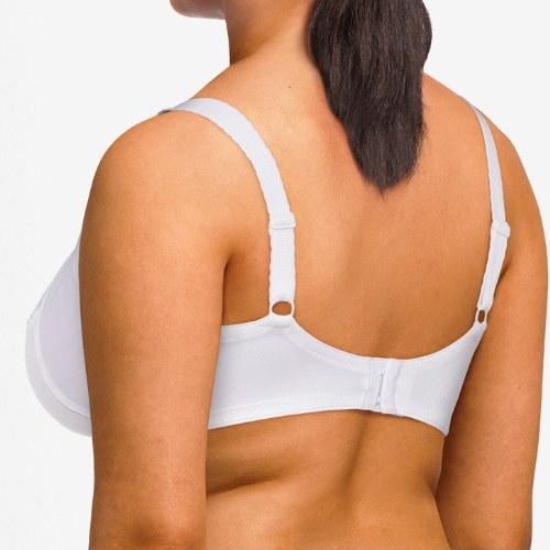 Chantelle Amazone white non-padded bra