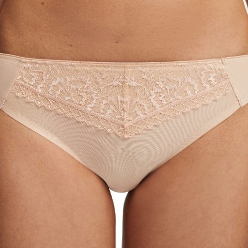 Chantelle Every Curve beige brief