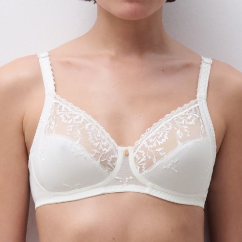 Chantelle Every Curve white wireless bra