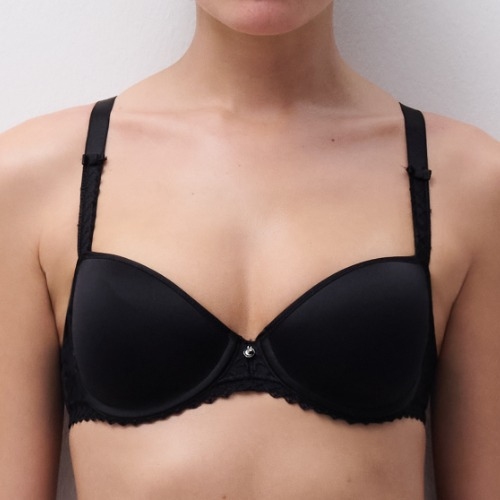 Chantelle Every Curve black padded bra