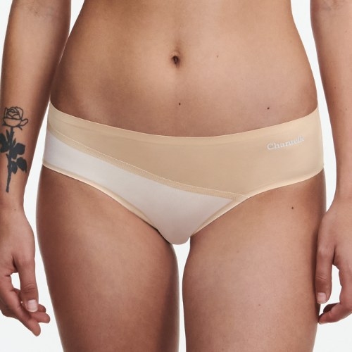 Chantelle Essentiall beige short
