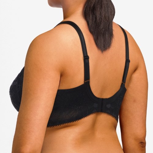 Chantelle Day to Night black non-padded bra