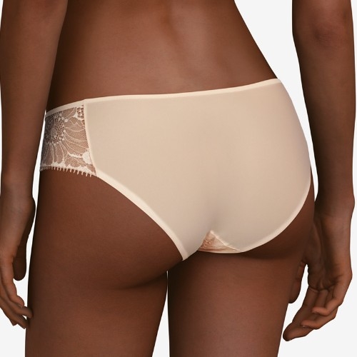 Chantelle Day to Night white brief