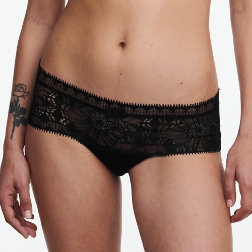 Chantelle Day to Night black short