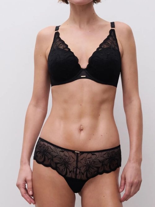 Chantelle Fleurs black padded bra