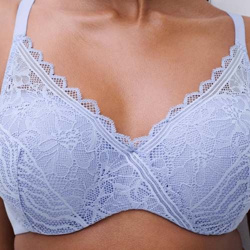 Chantelle Floral Touch white padded bra