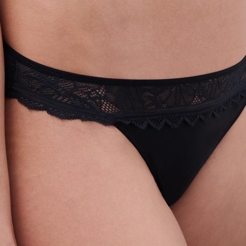 Chantelle Floral Touch black brief