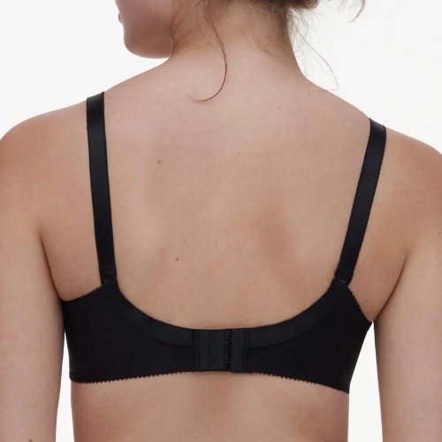 Chantelle Specialty black nursing bra