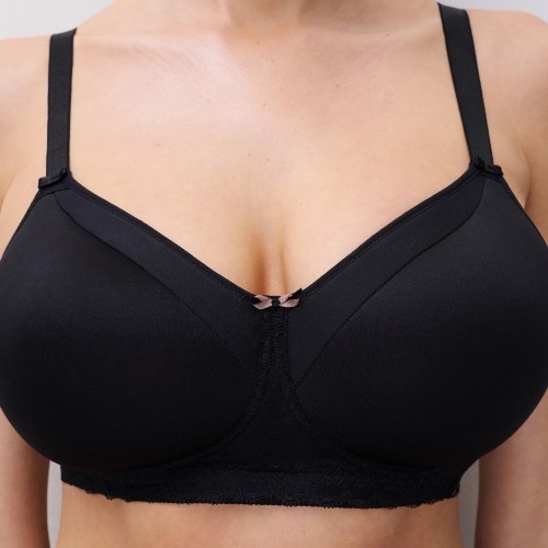 Chantelle Specialty black prosthesis bra