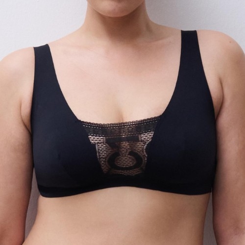 Chantelle One Mono black wireless bra