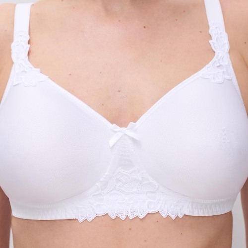Chantelle Hedona white wireless bra