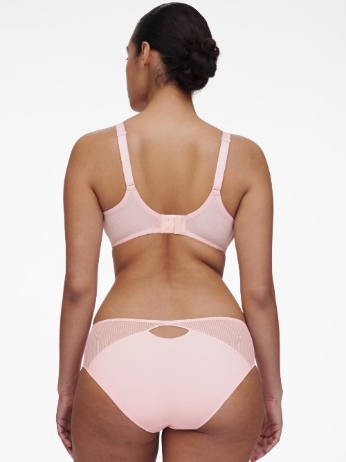 Chantelle Legend pink non-padded bra