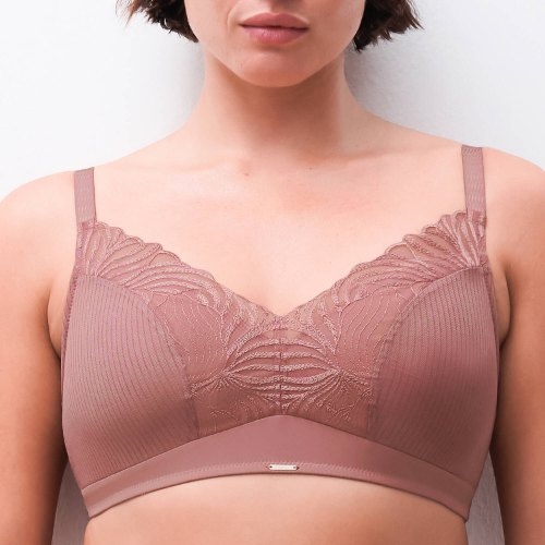 Chantelle Legend pink wireless bra