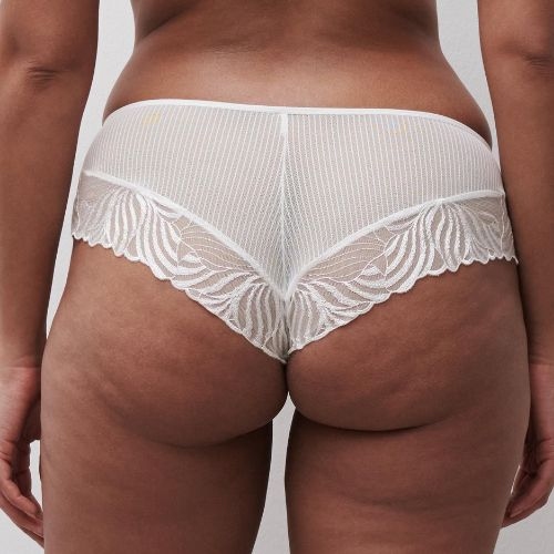 Chantelle Legend white short