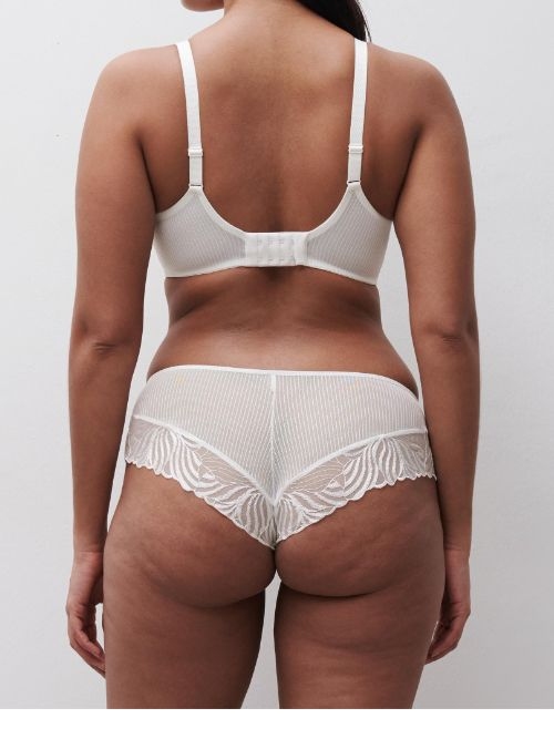 Chantelle Legend white short