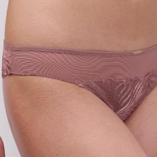 Chantelle Legend pink brief
