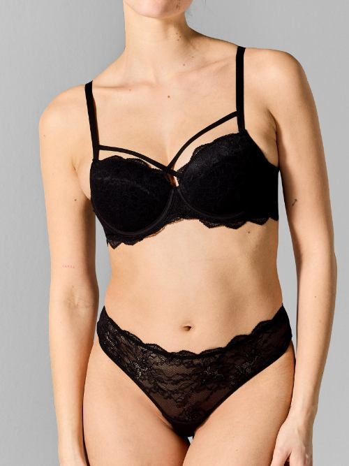 Sapph Fabulous black padded bra