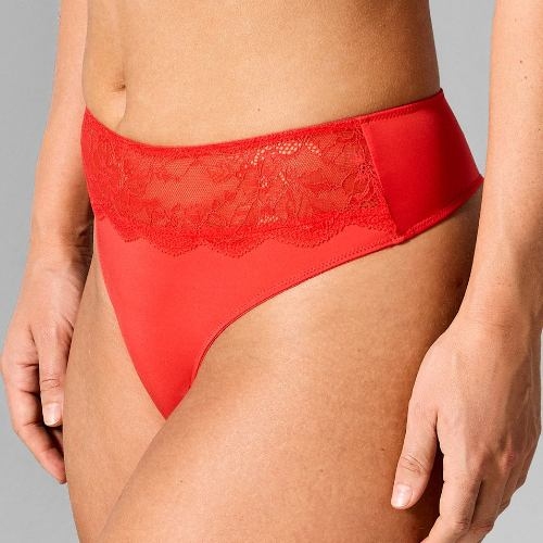 Sapph Fabulous red thong