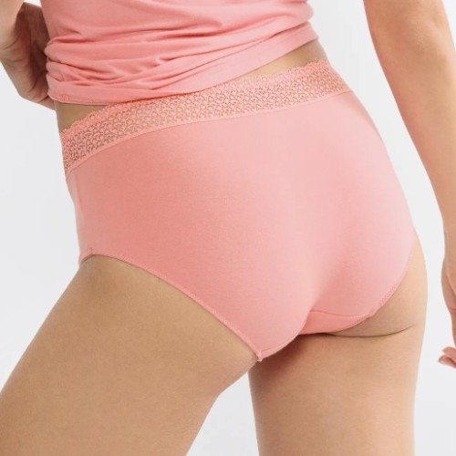 Triumph Feel of Modal pink brief