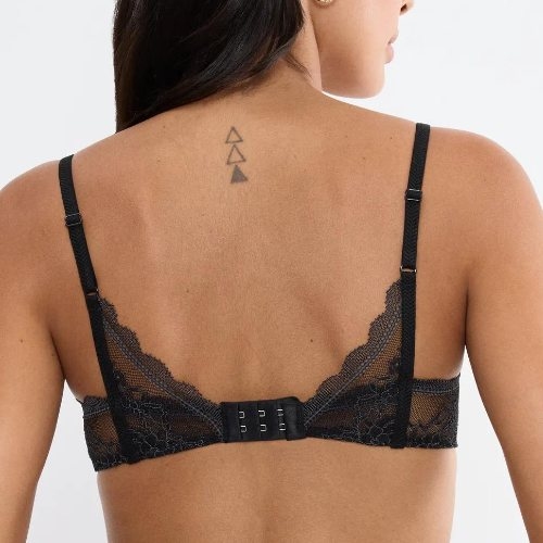 Triumph Comfort Allure black non-padded bra