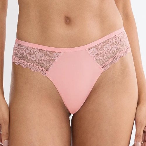 Triumph Comfort Allure pink thong