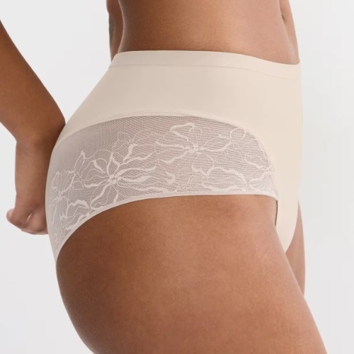 Triumph Comfort Contour skin brief