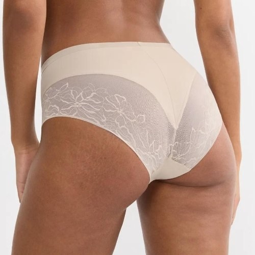 Triumph Comfort Contour skin brief