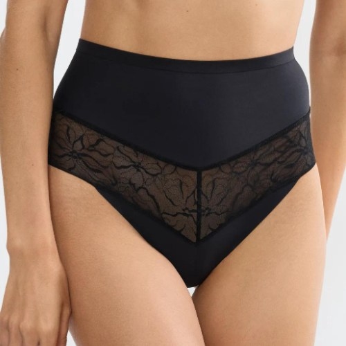 Triumph Comfort Contour black thong