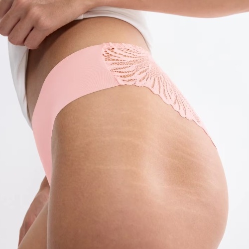 Triumph Pretty Micro pink brief
