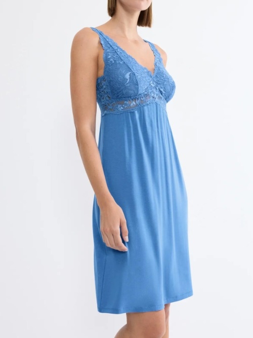 Triumph Timeless Sensuality blue nightdress