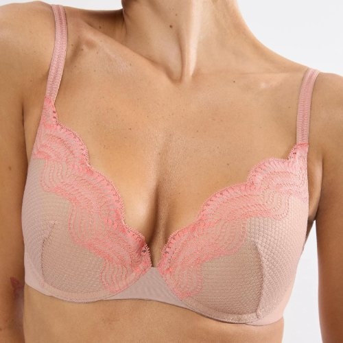 Triumph Comfort Glam sand padded bra