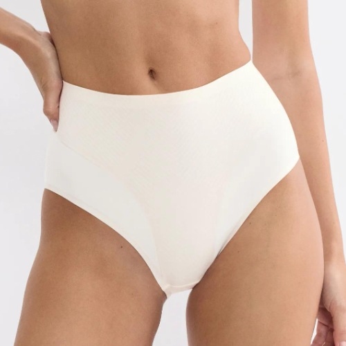 Triumph BMU Illusion Curve off white brief