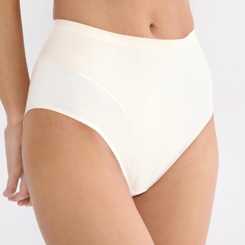Triumph BMU Illusion Curve off white brief