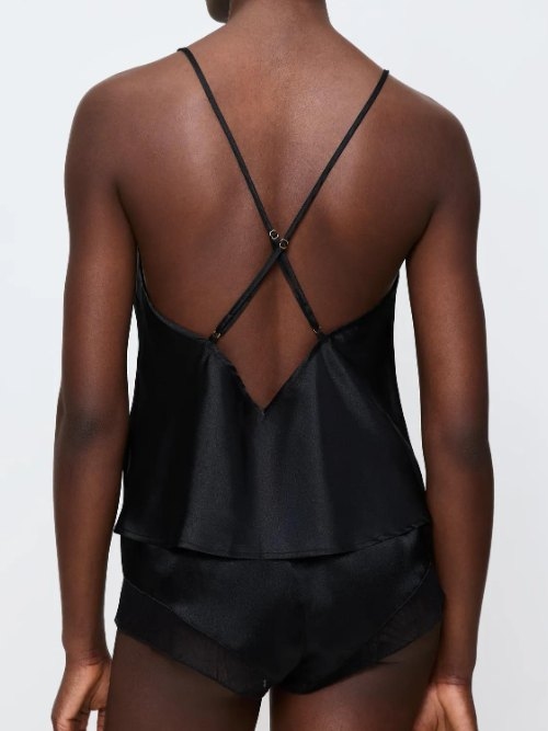 Triumph Body Make-Up T black shortama