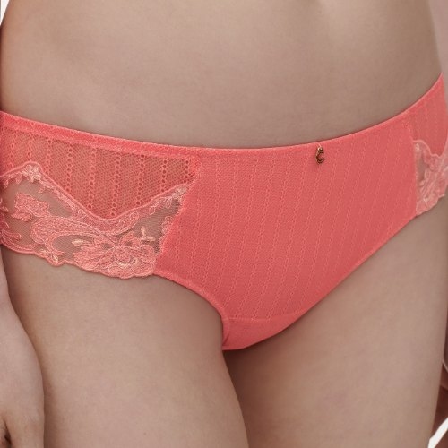 Chantelle Cabaret Sauvage coral short