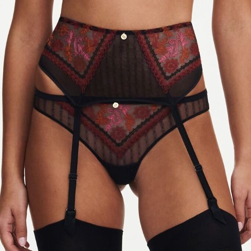 Chantelle New Romance black suspender