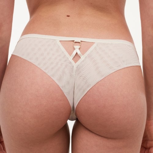 Chantelle New Romance ivory brief