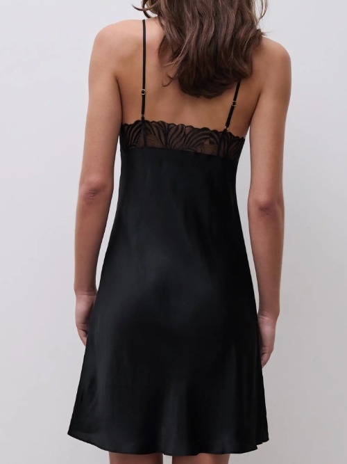 Chantelle Nachtmode Legend black nightdress