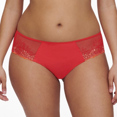 Chantelle Spice red short
