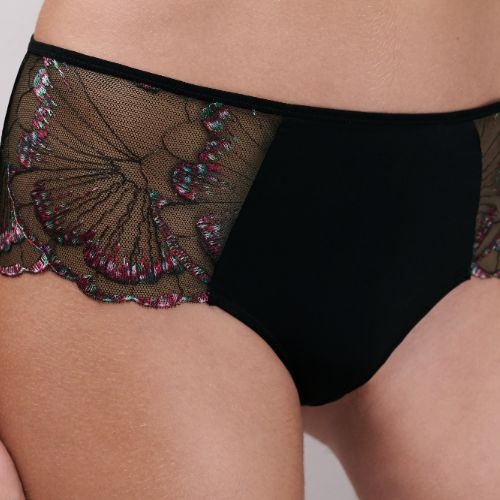 Chantelle Lily black short