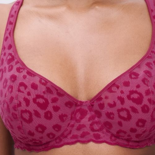 Chantelle Girls fuchsia wireless bra