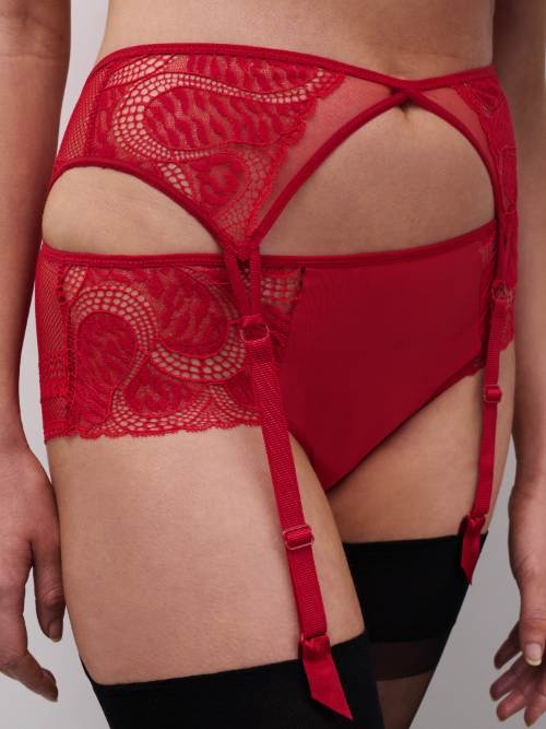 Chantelle Amor red suspender