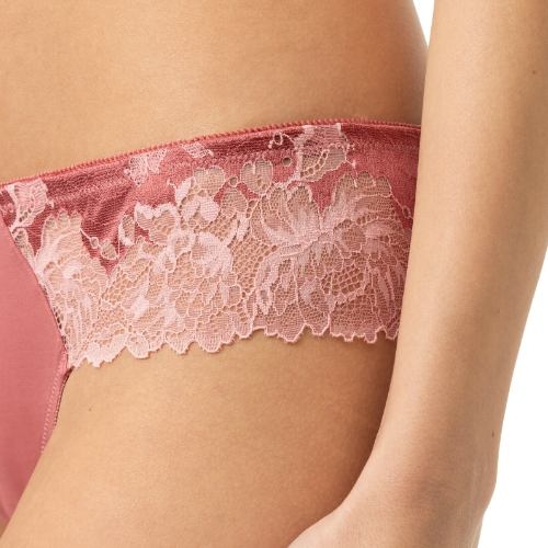 Mey Lingerie Luxurious blush thong