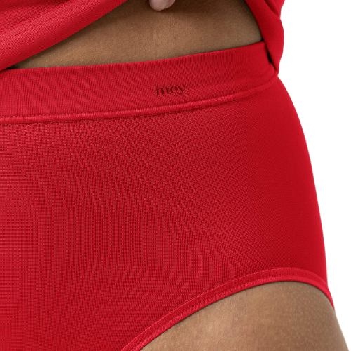 Mey Lingerie Emotion red high waist brief