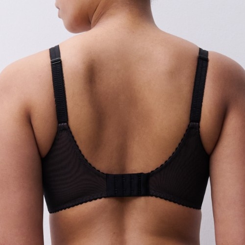 Chantelle Vibe black padded bra