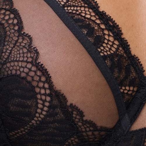 Chantelle Amor black non-padded bra