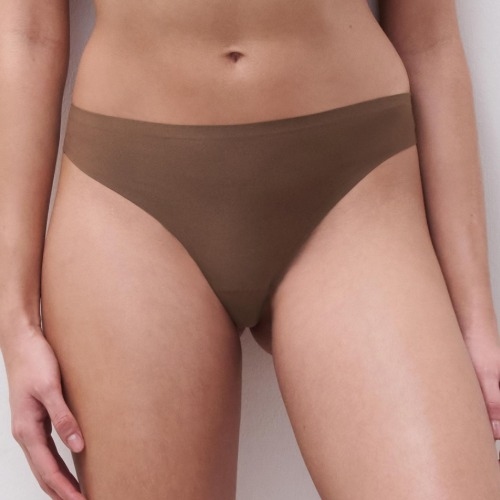 Chantelle SoftStretch brown thong