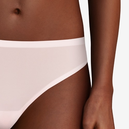 Chantelle SoftStretch pink thong